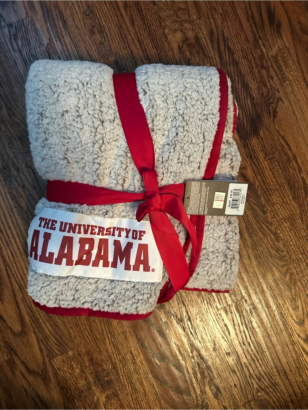 LOGO by Lori Goldstein Cream Sherpa Throw with Crimson Trim